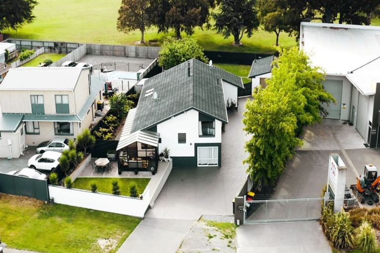 Photo of property in 197 Springs Road, Hornby, Christchurch, 8042