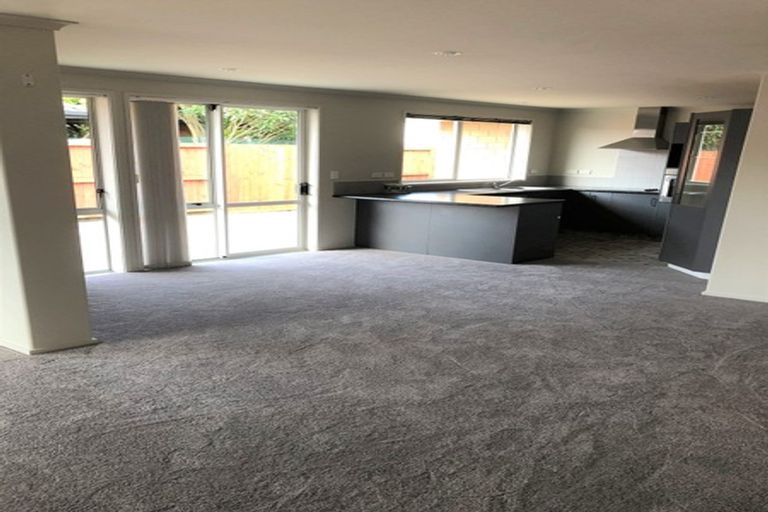 Photo of property in 32 Parkside Drive, Huntington, Hamilton, 3210