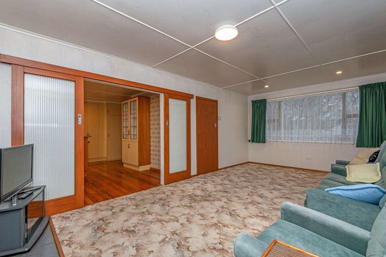 Photo of property in 28 Ormond Street, Woodville, 4920