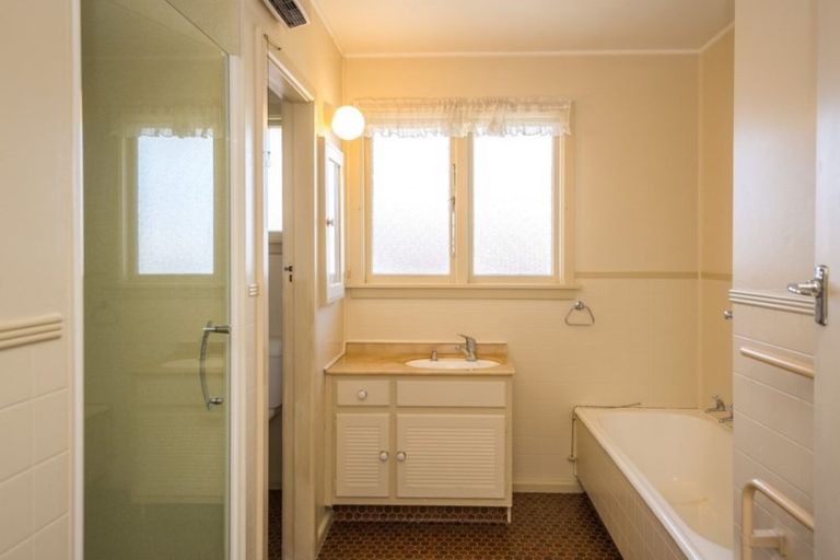 Photo of property in 147 Kendal Avenue, Burnside, Christchurch, 8053