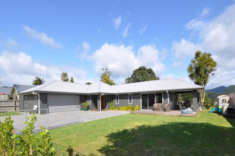 Photo of property in 71 Tangiteroria Lane, Pauanui, Hikuai, 3579
