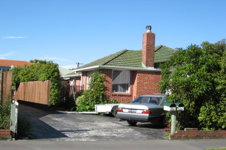 Photo of property in 32 Bevington Street, Avonhead, Christchurch, 8042
