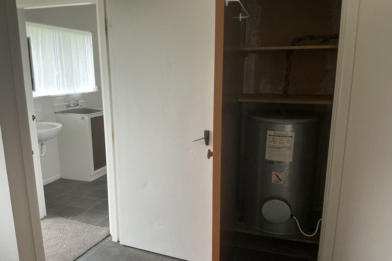 Photo of property in 44-46 Baylands Drive, Newlands, Wellington, 6037