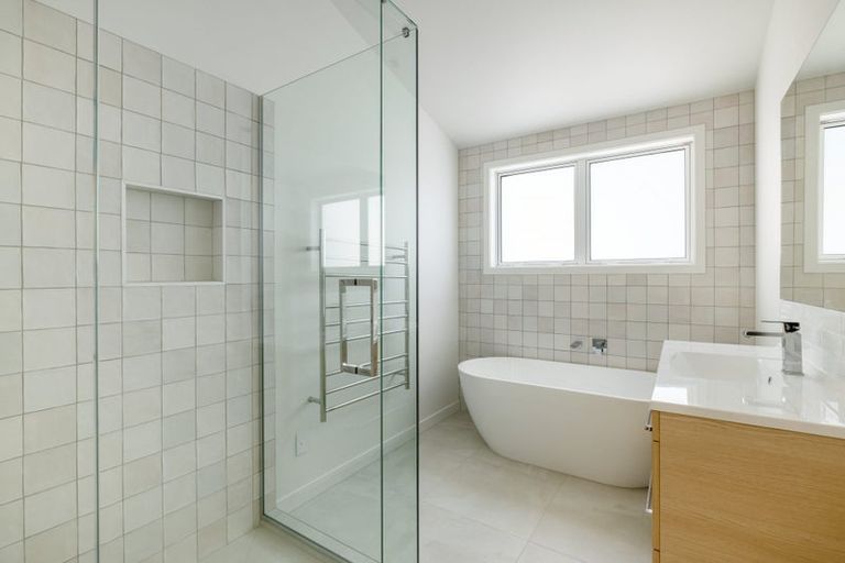 Photo of property in 320b Oceanbeach Road, Mount Maunganui, 3116