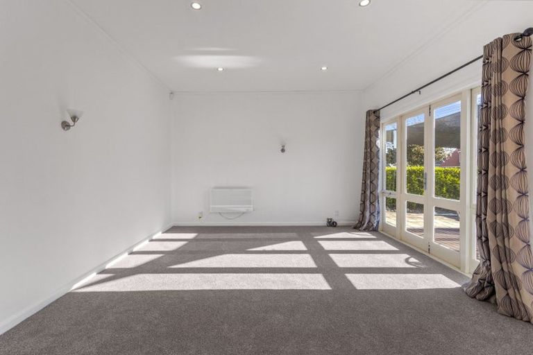 Photo of property in 73 Maeroa Road, Maeroa, Hamilton, 3200