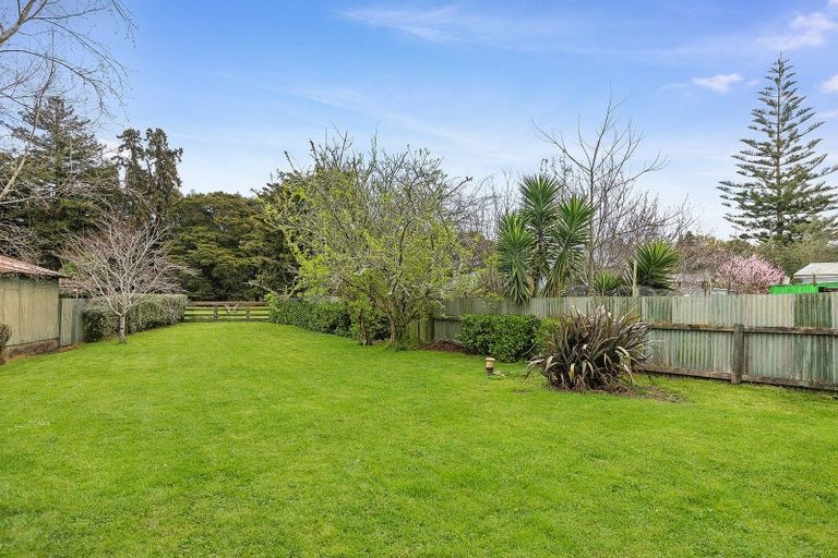 Photo of property in 18 Ngarua Road, Waitoa, 3310