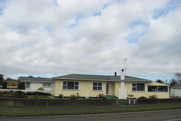 Photo of property in 1 Newport Street, Levin, 5510