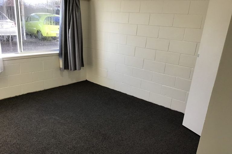 Photo of property in 2 Gorrie Road, Regent, Whangarei, 0112