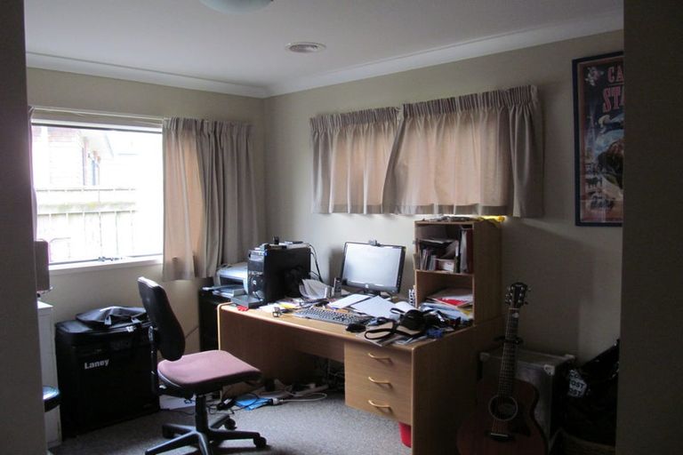 Photo of property in 44 Te Puia Drive, Aotea, Porirua, 5024