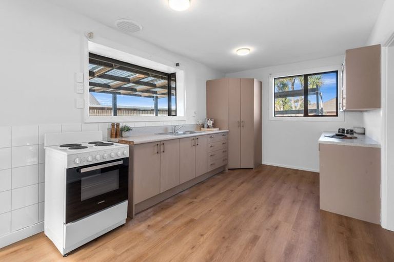 Photo of property in 73 Tauiwi Crescent, Hei Hei, Christchurch, 8042