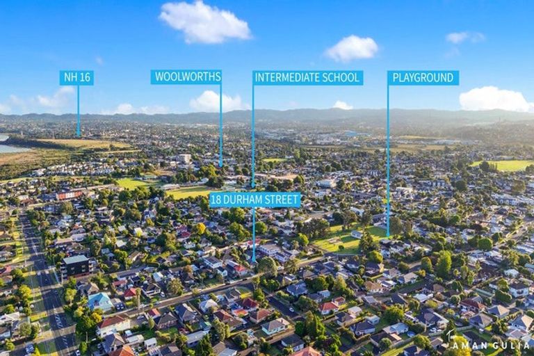 Photo of property in 18 Durham Street, Te Atatu Peninsula, Auckland, 0610