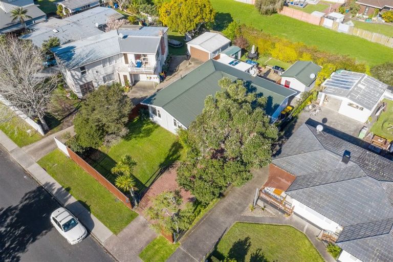 Photo of property in 43 Sylvia Road, Hillcrest, Auckland, 0627