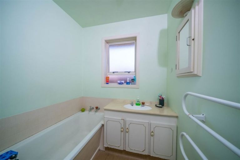 Photo of property in 10 Kopara Street, Templeton, Christchurch, 8042