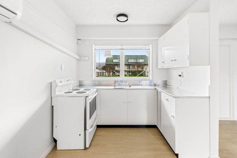 Photo of property in 2/21 Britannia Street, Petone, Lower Hutt, 5012