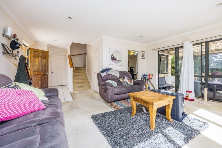 Photo of property in 106a Rathgar Road, Henderson, Auckland, 0610