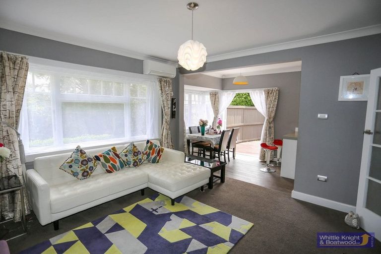 Photo of property in 92 Hinau Street, Riccarton, Christchurch, 8041