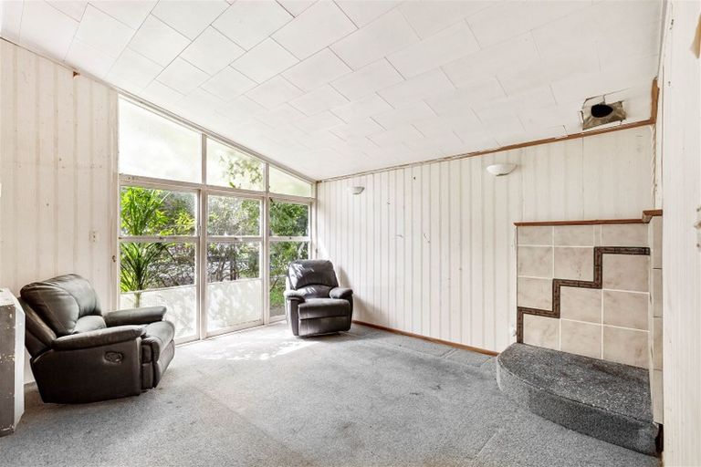 Photo of property in 11 Autumn Avenue, Glen Eden, Auckland, 0602