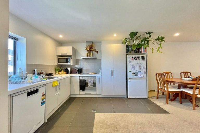 Photo of property in Altar Apartments, 50/120u Rintoul Street, Newtown, Wellington, 6021