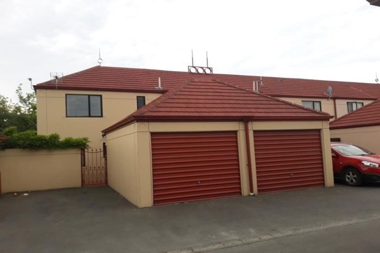 Photo of property in 42 Stanmore Road, Phillipstown, Christchurch, 8011