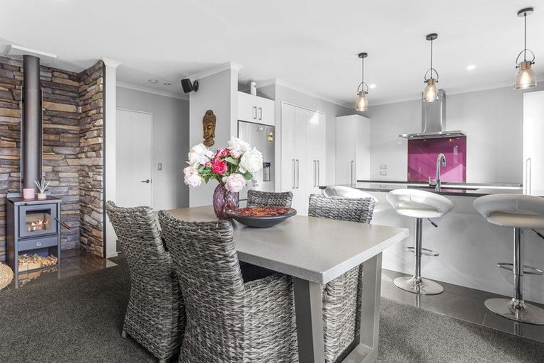 Photo of property in 5 Peak Crescent, Kaiapoi, 7630