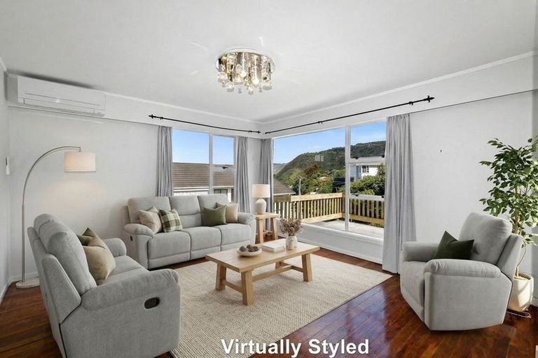 Photo of property in 1/165 Severn Street, Island Bay, Wellington, 6023
