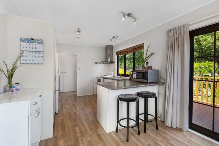 Photo of property in 16 Transom Close, Whitby, Porirua, 5024