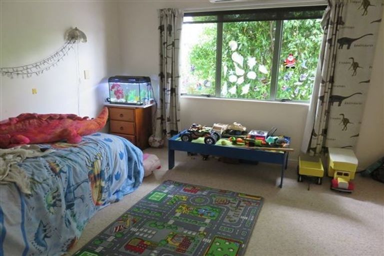 Photo of property in 163b Colwill Road, Massey, Auckland, 0614