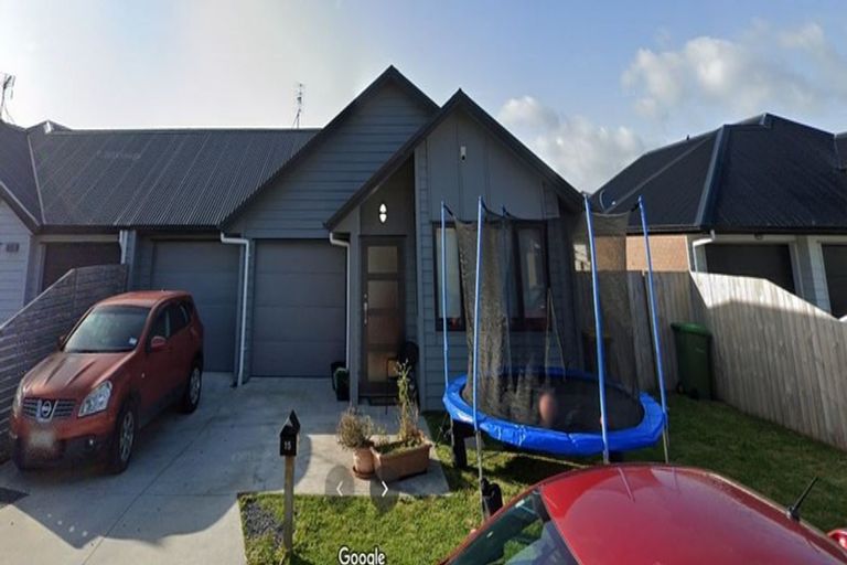 Photo of property in 15 Matata Drive, Takanini, 2112