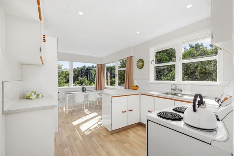 Photo of property in 3 The Companionway, Whitby, Porirua, 5024