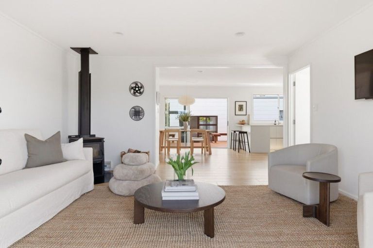 Photo of property in 21 Seaspray Drive, Mount Maunganui, 3116