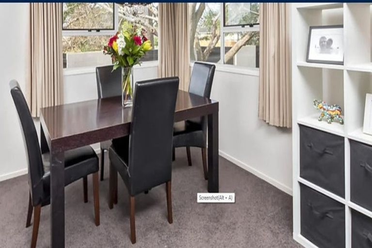 Photo of property in 18 Blanche Way, Half Moon Bay, Auckland, 2012