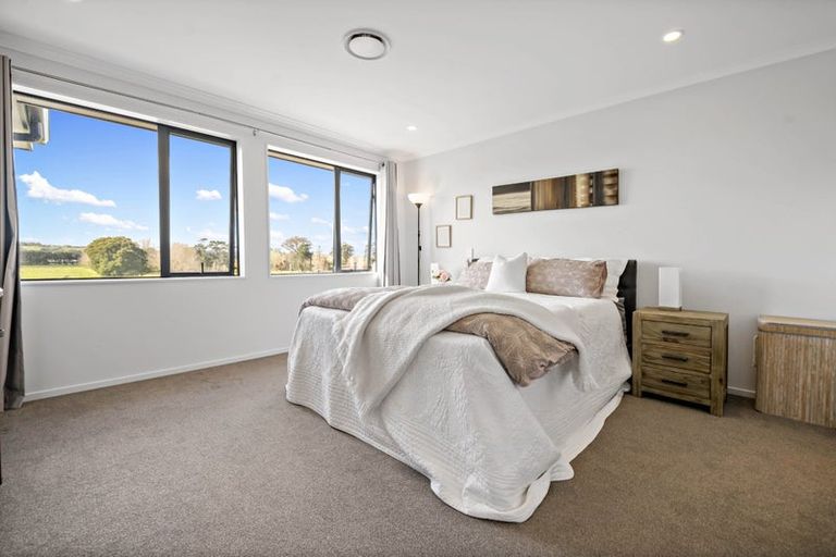 Photo of property in 6b Dale Road, Whenuapai, Auckland, 0618