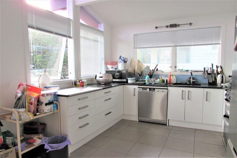 Photo of property in 16 Mission Street, Waterloo, Lower Hutt, 5011