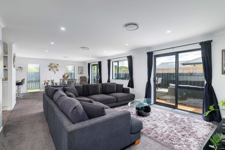 Photo of property in 3 Sarikei Avenue, Northwood, Christchurch, 8051