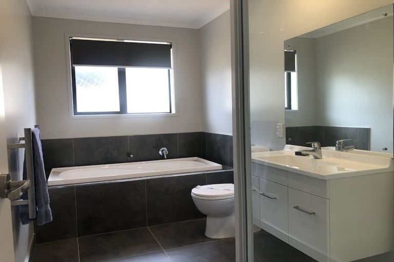 Photo of property in 15 Maui Place, Te Kamo, Whangarei, 0112