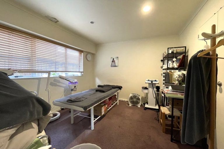 Photo of property in 40 Lilybank Crescent, East Tamaki, Auckland, 2013