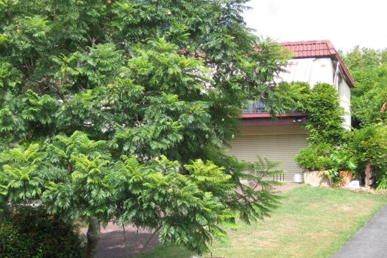 Photo of property in 1/17 Robin Lane, Browns Bay, Auckland, 0630