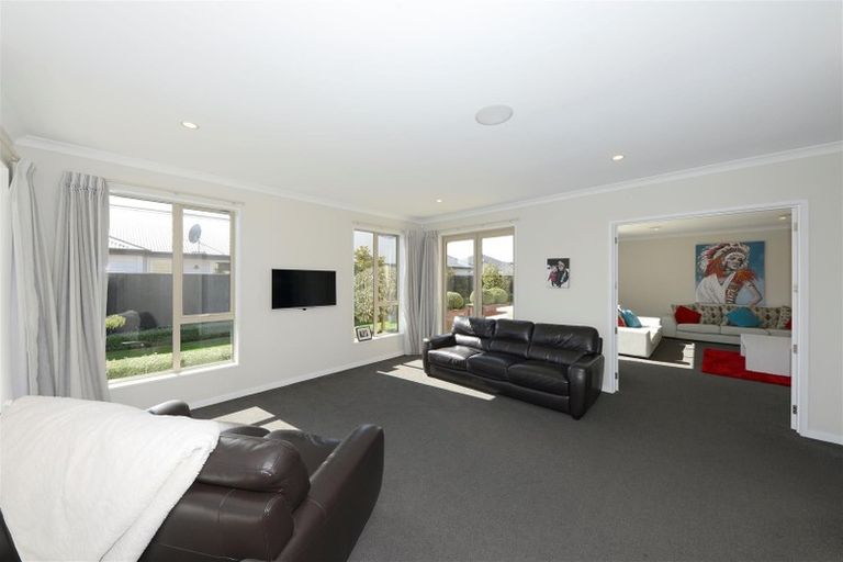 Photo of property in 4 Crown Close, Prebbleton, 7604