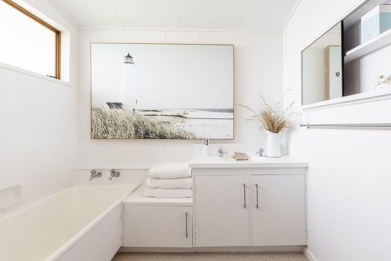 Photo of property in 51 Freyberg Avenue, Tamatea, Napier, 4112