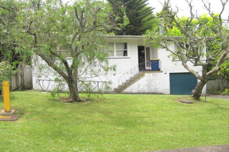 Photo of property in 14 Halberg Street, Glenfield, Auckland, 0629