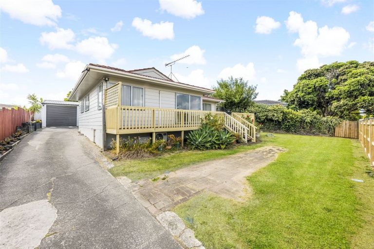 Photo of property in 3 Carter Place, Manurewa, Auckland, 2102