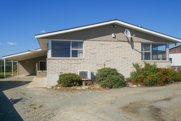 Photo of property in 24 Burraness Street, Palmerston, 9430