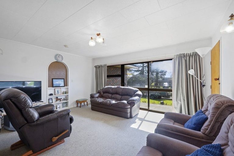 Photo of property in 13 Aratapu Street, Waitara, 4320