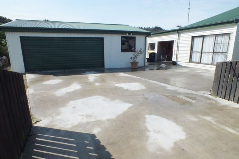 Photo of property in 83 Dick Street, Reefton, 7830