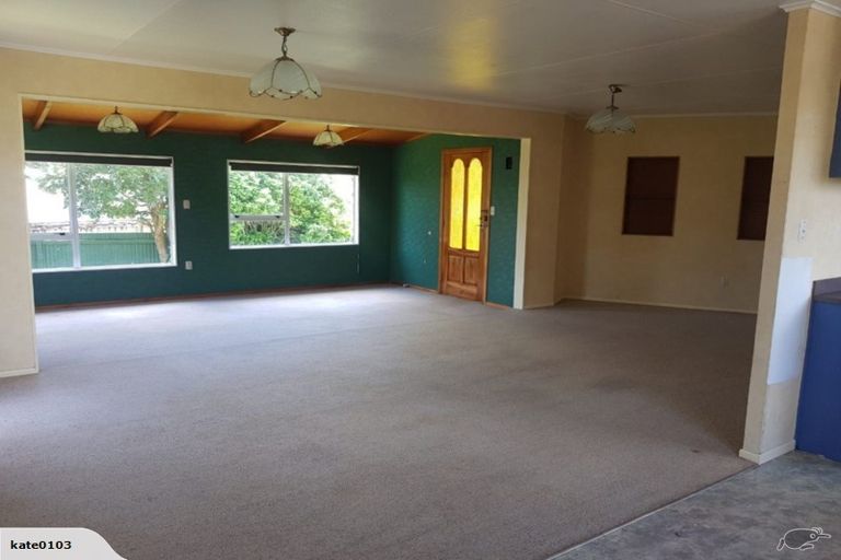 Photo of property in 50 Sole Avenue, Bell Block, New Plymouth, 4312