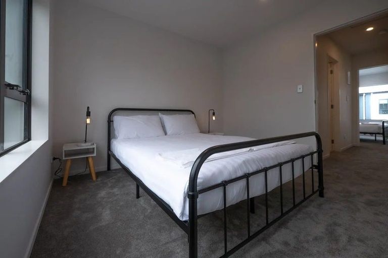 Photo of property in 67c Divich Avenue, Te Atatu South, Auckland, 0610