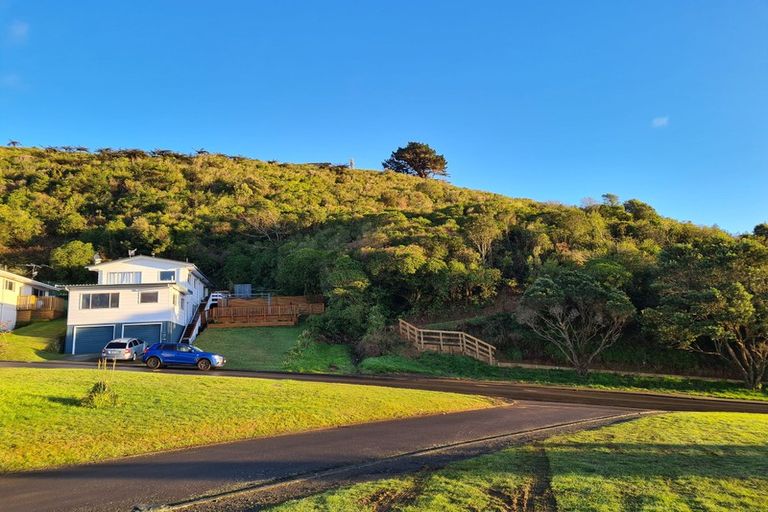 Photo of property in 2/152 Broderick Road, Johnsonville, Wellington, 6037