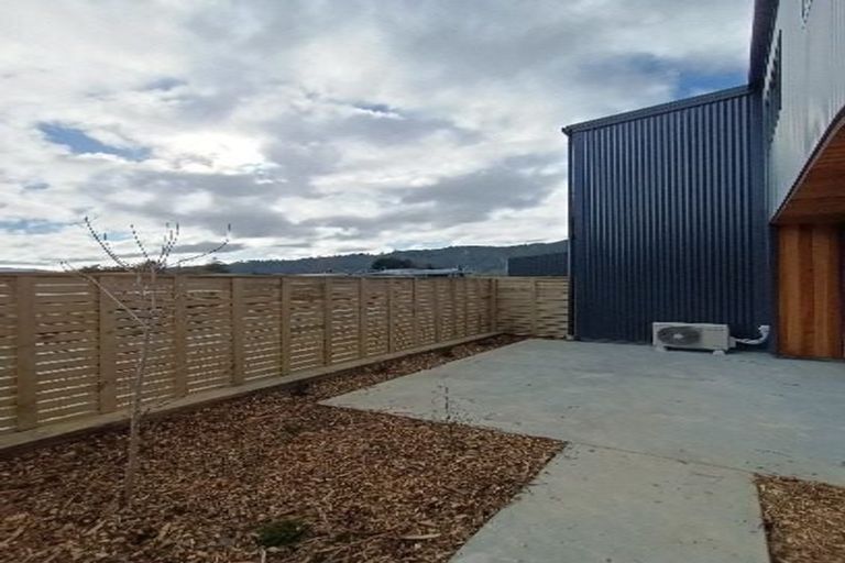 Photo of property in 12/33 Raukawa Street, Stokes Valley, Lower Hutt, 5019