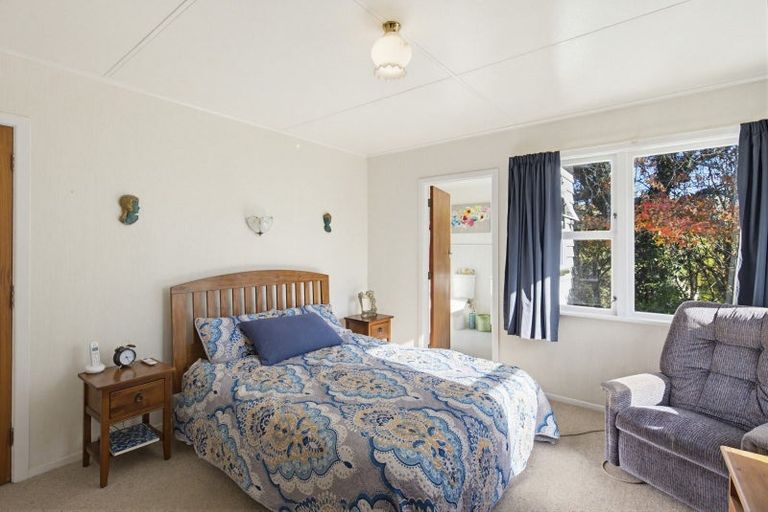 Photo of property in 594 Waitohu Valley Road, Manakau, Otaki, 5583