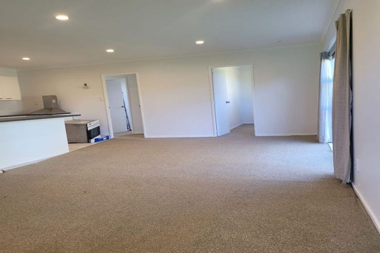 Photo of property in 22 Kayes Road, Pukekohe, 2120